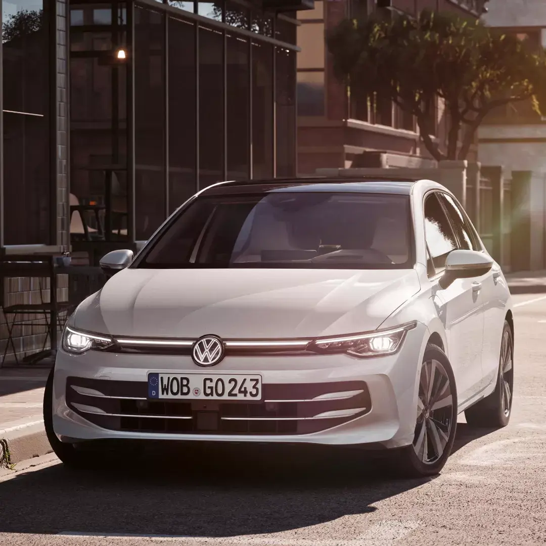 VW Golf Style Weiss Front